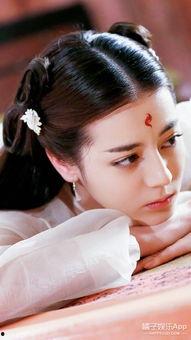 娱乐吃瓜君 迪丽热巴,娱乐圈的瓜中女王，揭秘她的魅力与成长